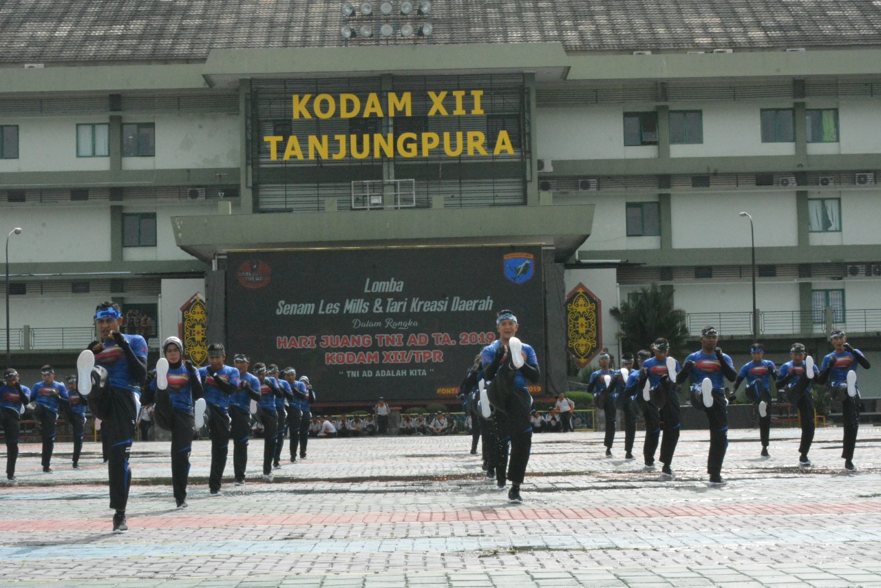 10 Tim Adu Kebolehan Final Lomba Les Mills Meriahkan Hari Juang TNI AD