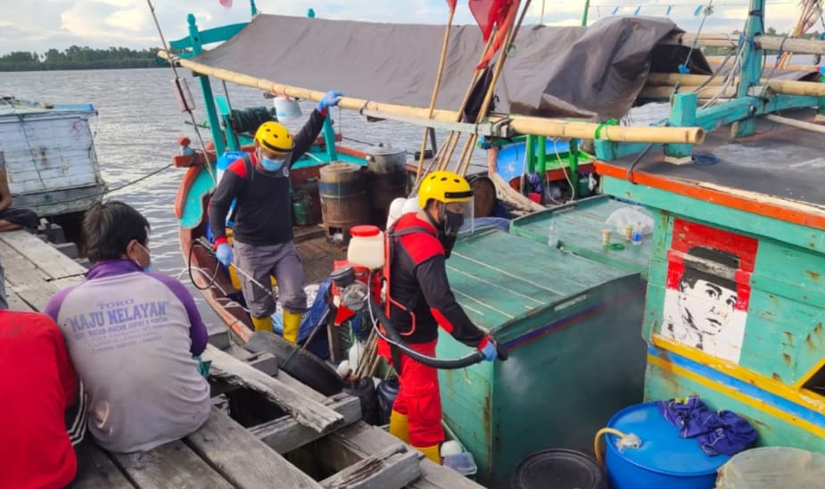 Penerapan Protokol Kesehatan 3M di Pelabuhan Perikanan Kuala Pembuang