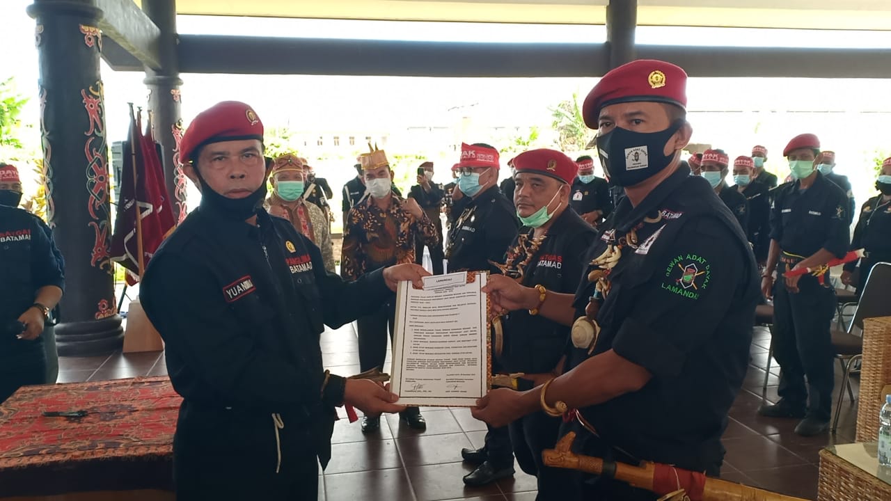 Pelantikan Secara Resmi Komandan Brigade Batamad 3 Kabupaten