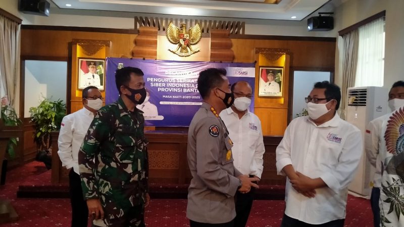 Hadiri Pelantikan Pengurus SMSI Banten, Kabid Humas Polda Banten Berikan Selamat