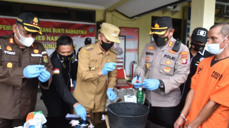 Pemda Dan Polisi Di Gumas Musnahkan 22,84 Gram Narkotika Jenis Sabu