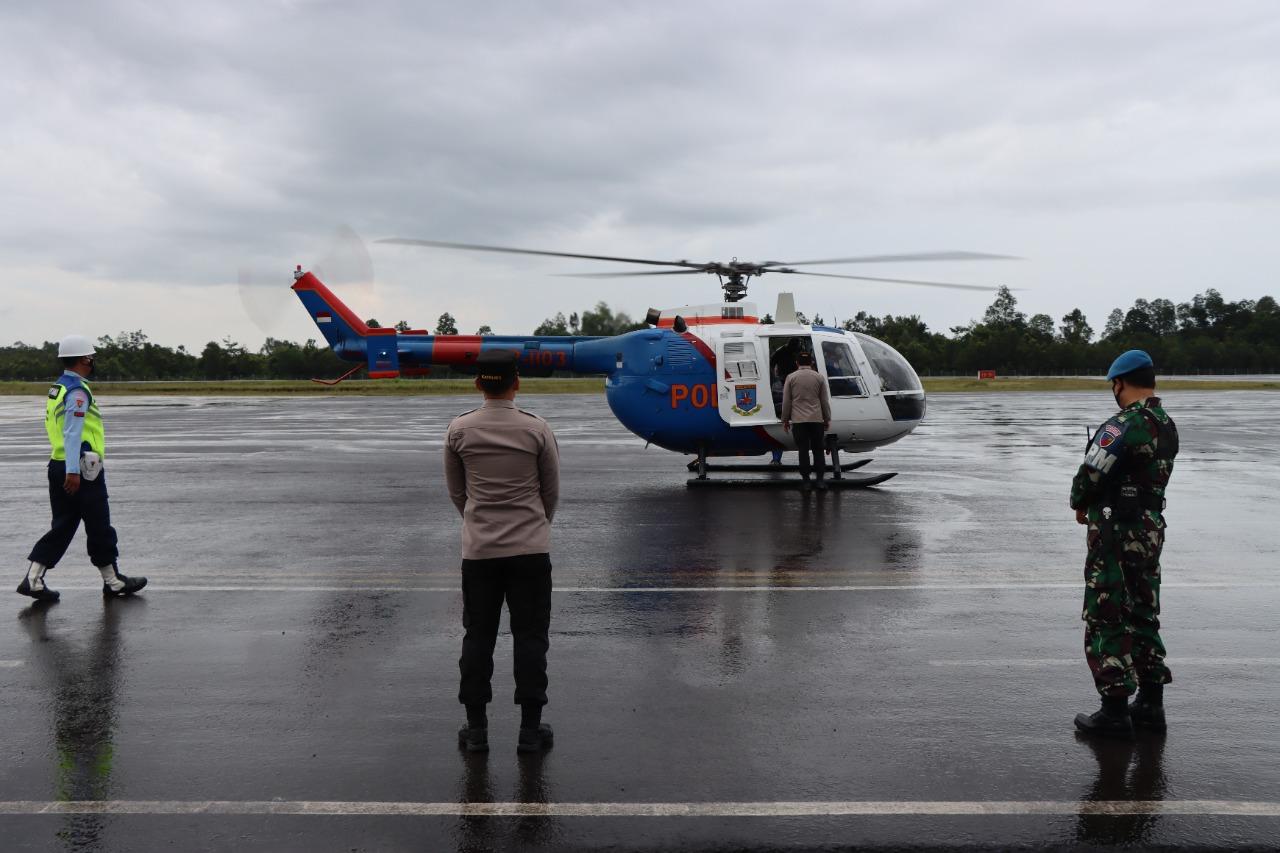 Kunjungi Kobar, Kapolda Kalteng Pantau Kenaikan Debit Air di Wilayah Kotawaringin Dari Udara