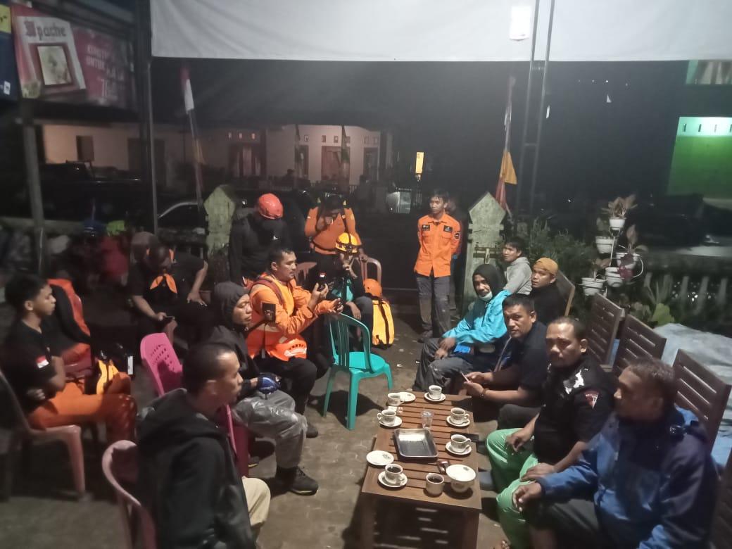 Pengurus Toddopuli Indonesia Bersatu Terjebak Banjir dan Longsor