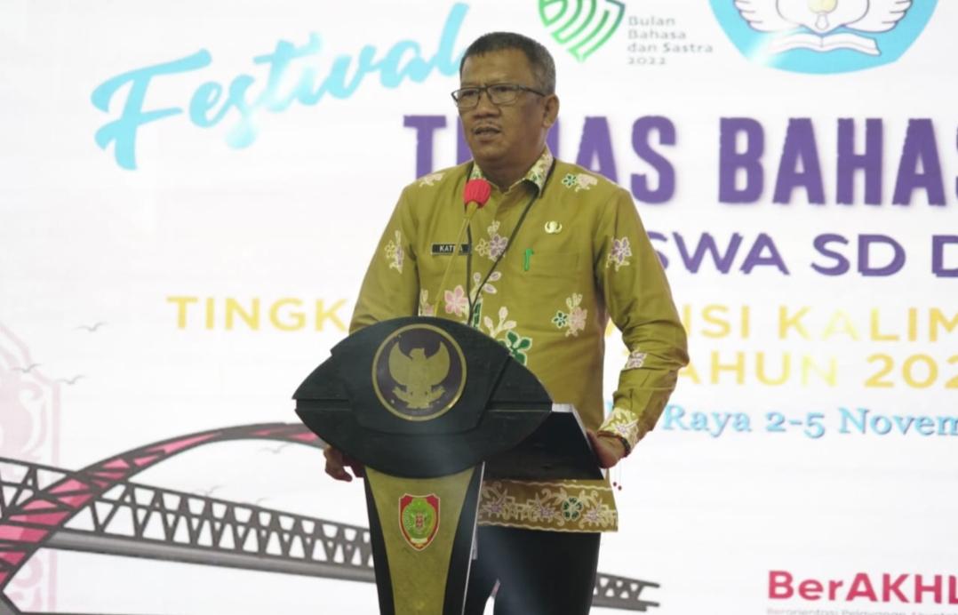 Katma F.Dirun Buka Festival Tunas Bahasa Ibu, Bahasa Dayak Dan Melayu