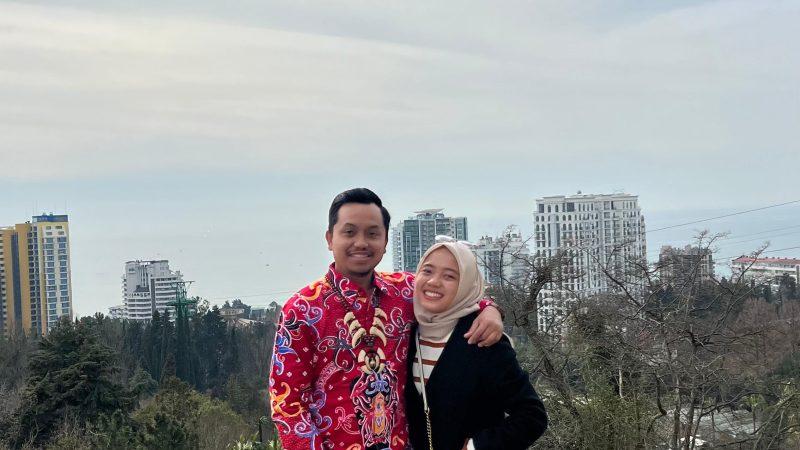 Romantis ! Pasangan Muda Asal Palangka Raya, wakili Indonesia Dalam ajang World Youth Festival 2024 di Rusia