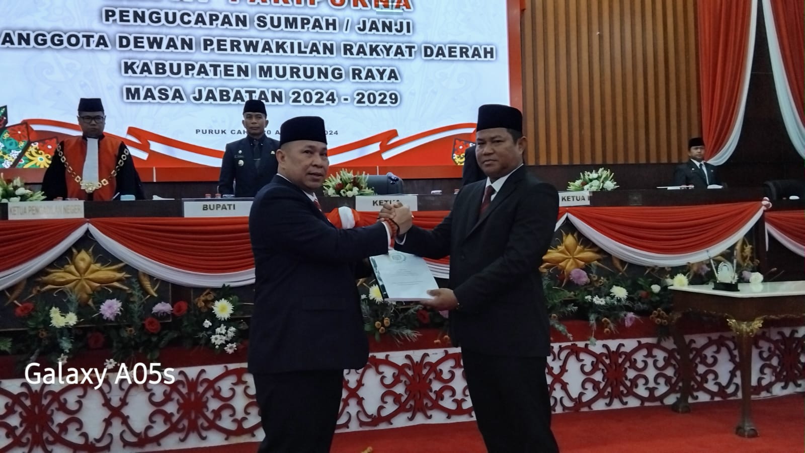 Bebei Di Tetapkan Ketua, Sebagai Menjabat Sementara DPRD Murung Raya