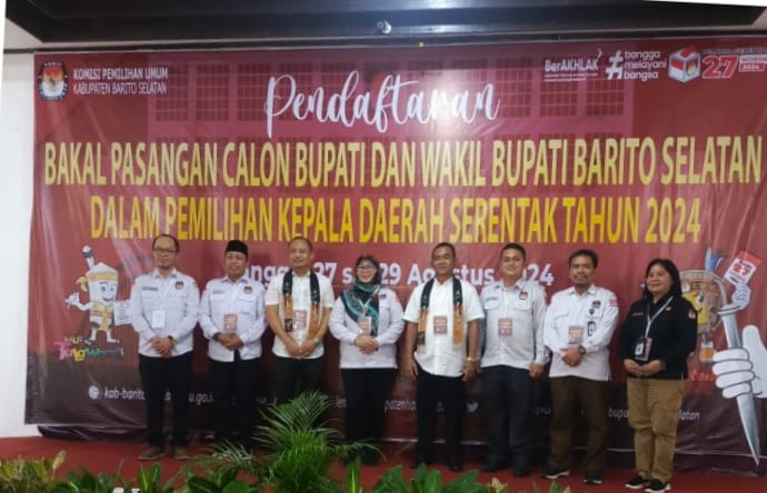 Edy dan Tanto Resmi Mendaftarkan Diri di Kantor KPU Sebagai Bacalon Bup dan Wabup Barsel, Rabu 28 Agustus 2024