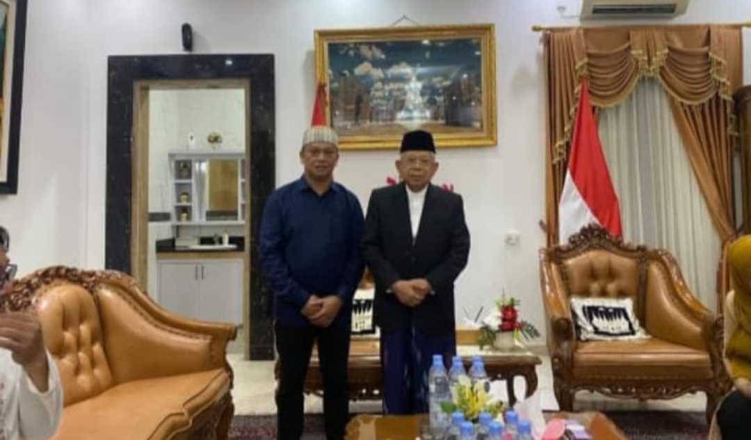 H. Pe’i  Silaturahmi Temui Prof KH. Ma’rup Amin di  Pondok Pesantren di Serang Banten