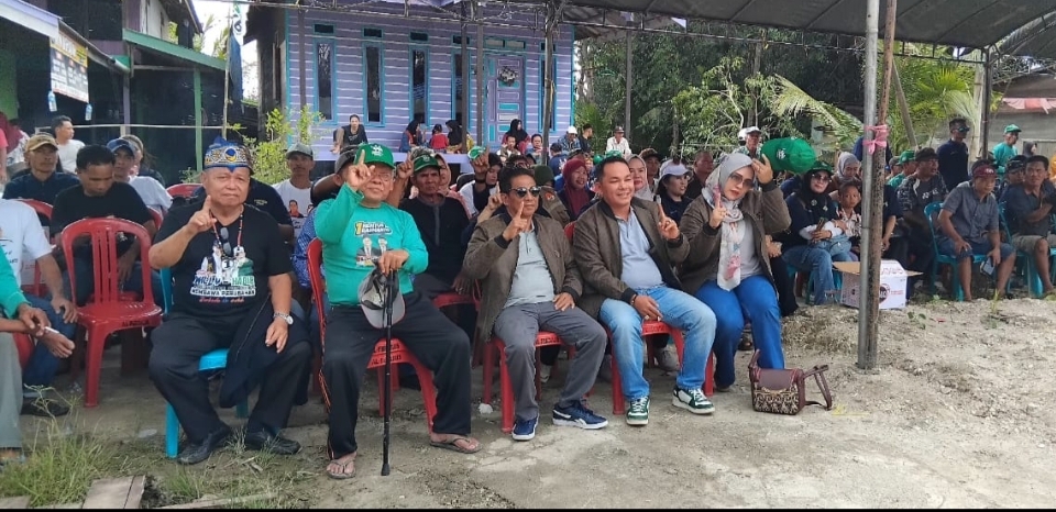 Kampanye Dialogis Paslon Bupati dan Wakil Bupati Murung Raya Nomor Urut 01 Heriyus dan Rahmanto (HEBAT) di Kelurahan Puruk Cahu Sebrang Disambut Antusias Warga