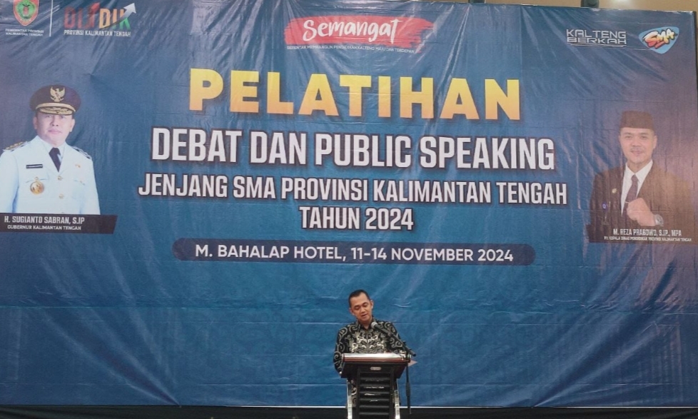 Kadisdik Kalteng : Dorong SDM Unggul Dalam Kegiatan Pelatihan Debat Publik Speaking SMA 2024