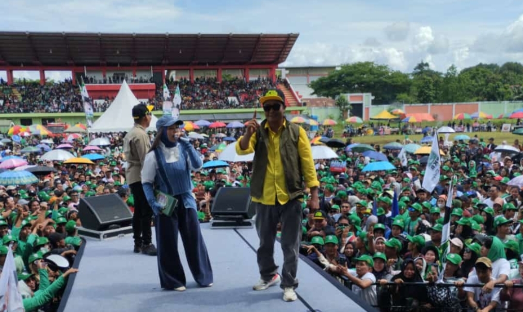 Empat Hari Menjelang Pemilihan, Kampanye Akbar Paslon 01 Heriyus dan Rahmanto Dipadati Ribuan Pendukung